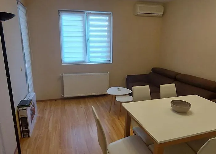 Dona Διαμέρισμα *